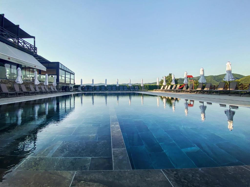 Bazén v ubytování Rocca Resort nebo v jeho okolí