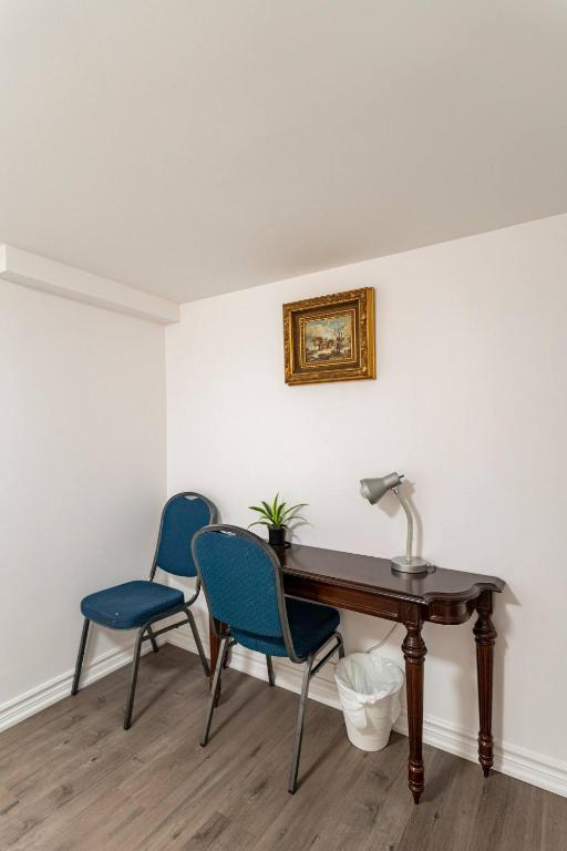 Fotografie z fotogalerie ubytování Simple & Tidy Private Rooms v destinaci Toronto