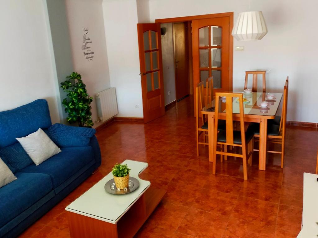 Posedenie v ubytovaní Apartament Géminis wifi parking free