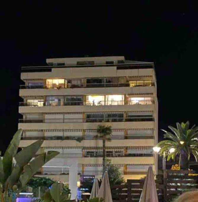 Fotografia z galérie ubytovania Magnifique T4 face à la mer, vue panoramique 180° v destinácii Roquebrune-Cap-Martin