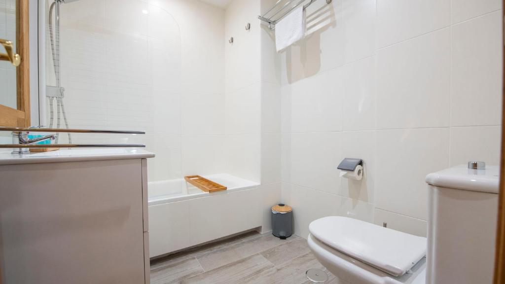 El Sueño de Carmelitas con parking incluido - Apartamentos Aloha Toledo - 15