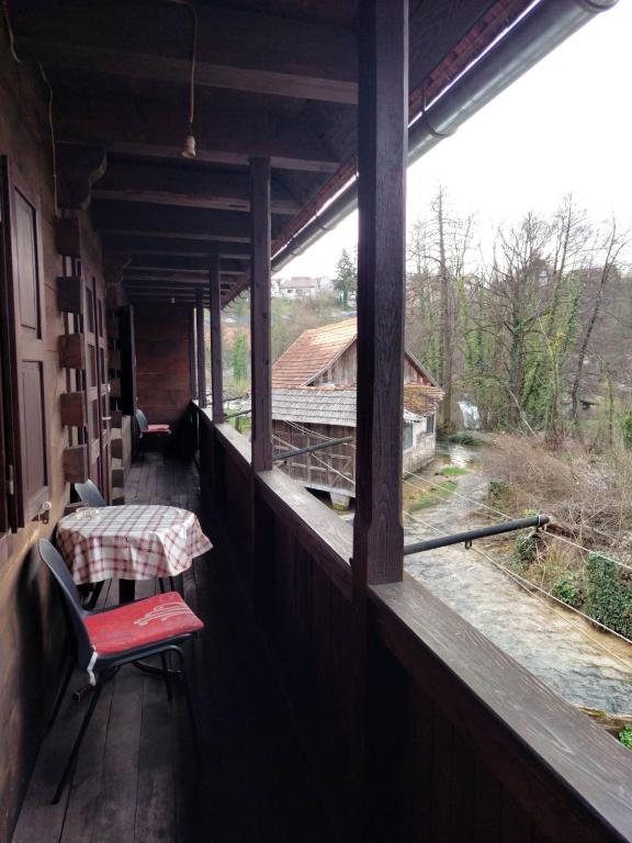Balkón nebo terasa v ubytování Sobe Ivan Rastoke 21