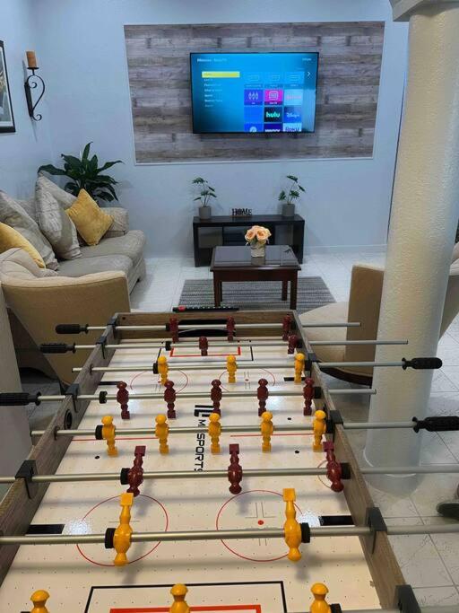 Amazing & cozy Duplex near Zoo Miami ! photo