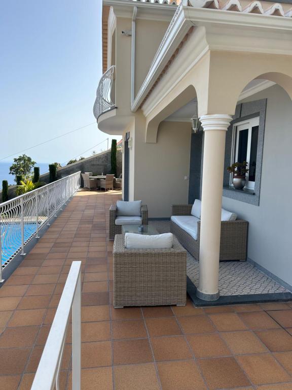 Bazén v ubytování Casa Del Mar nebo v jeho okolí