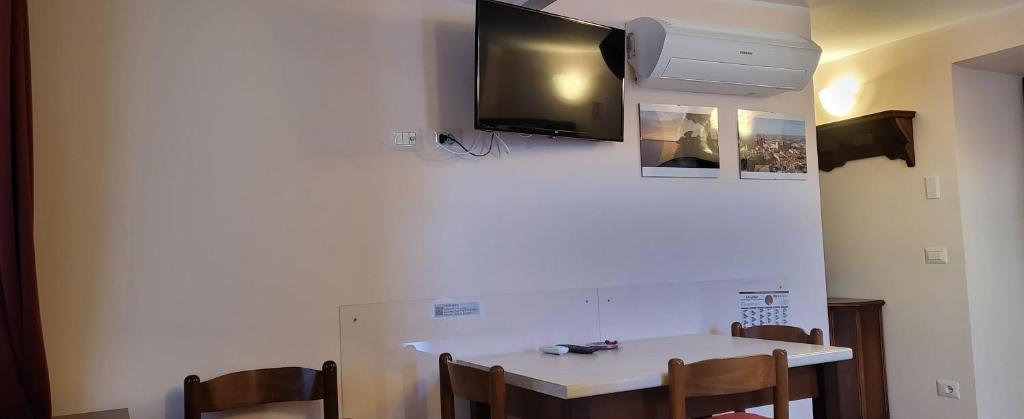 TV a/nebo společenská místnost v ubytování Apartment Nonna Delia