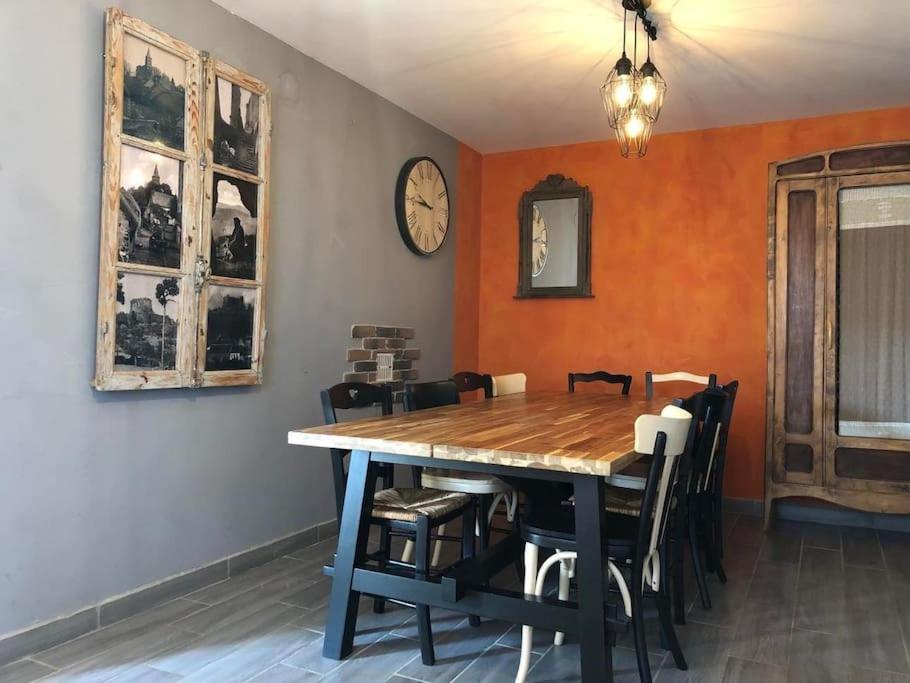 Zdjęcie z galerii obiektu La Maison de Suzanne w mieście Murol