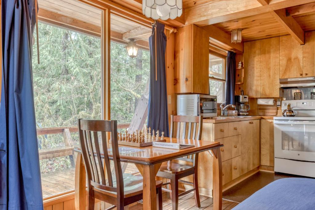 Kuchyň nebo kuchyňský kout v ubytování Chalet Shangri-La