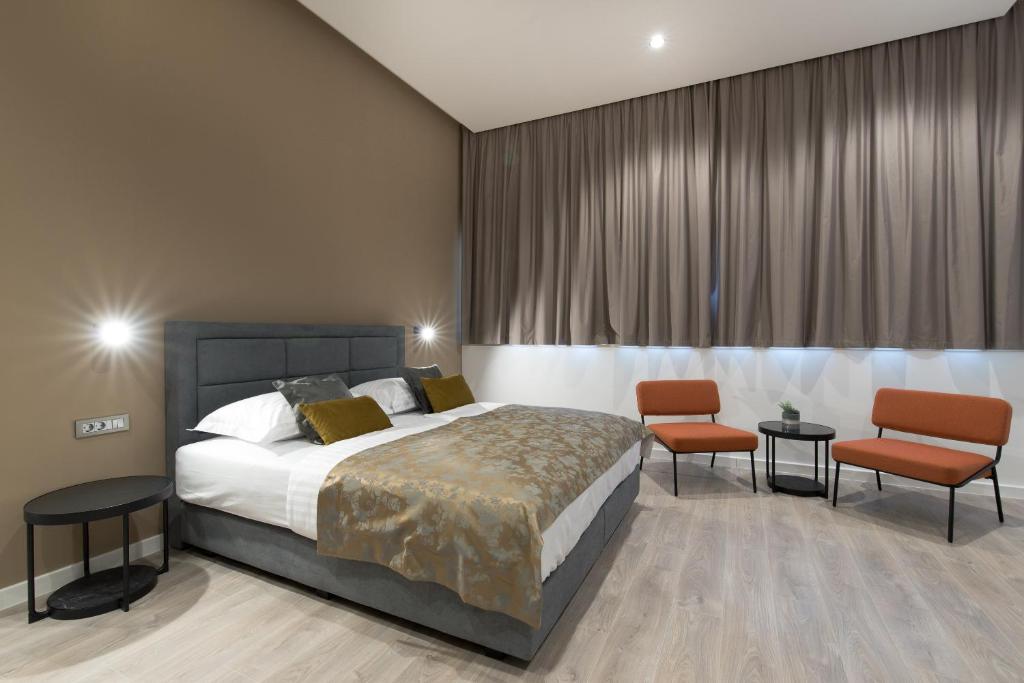 Seascape Luxury Rooms - 13