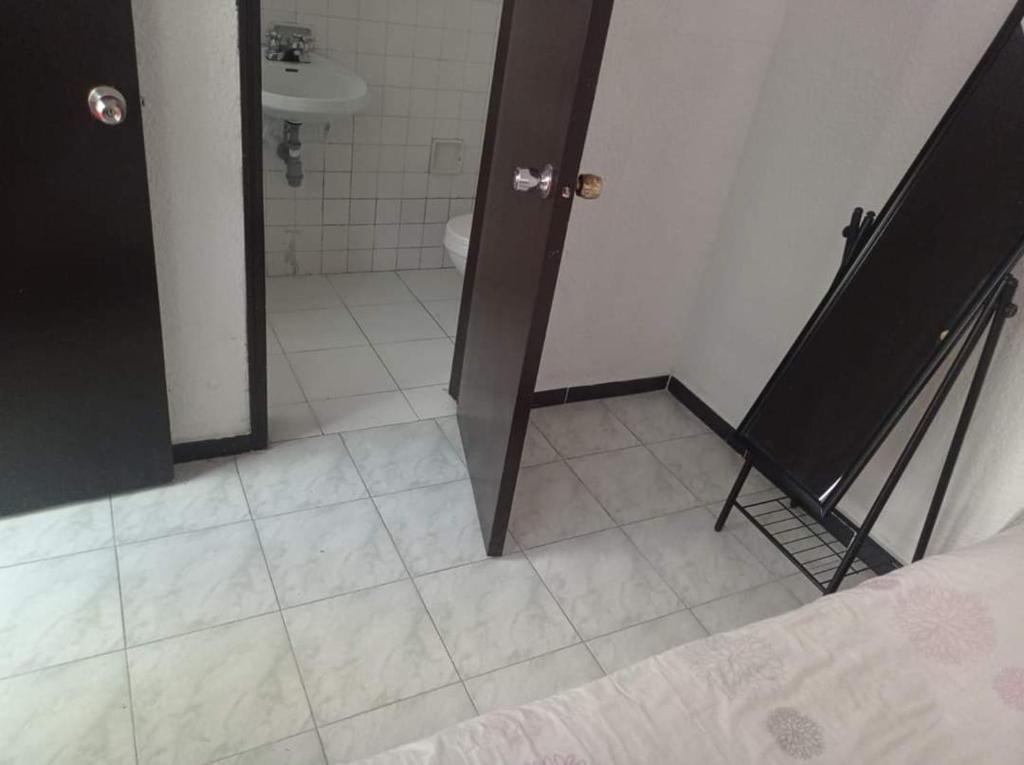 Koupelna v ubytování Hotel Bogotá Calle 100