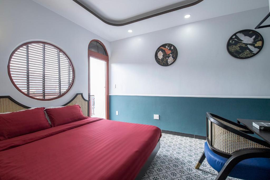 Nhà Bà Tư Boutique Homestay - Deluxe Double Room With Balcony