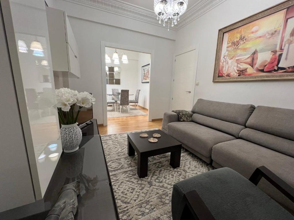 Céntrico Apartamento con parking - Housity