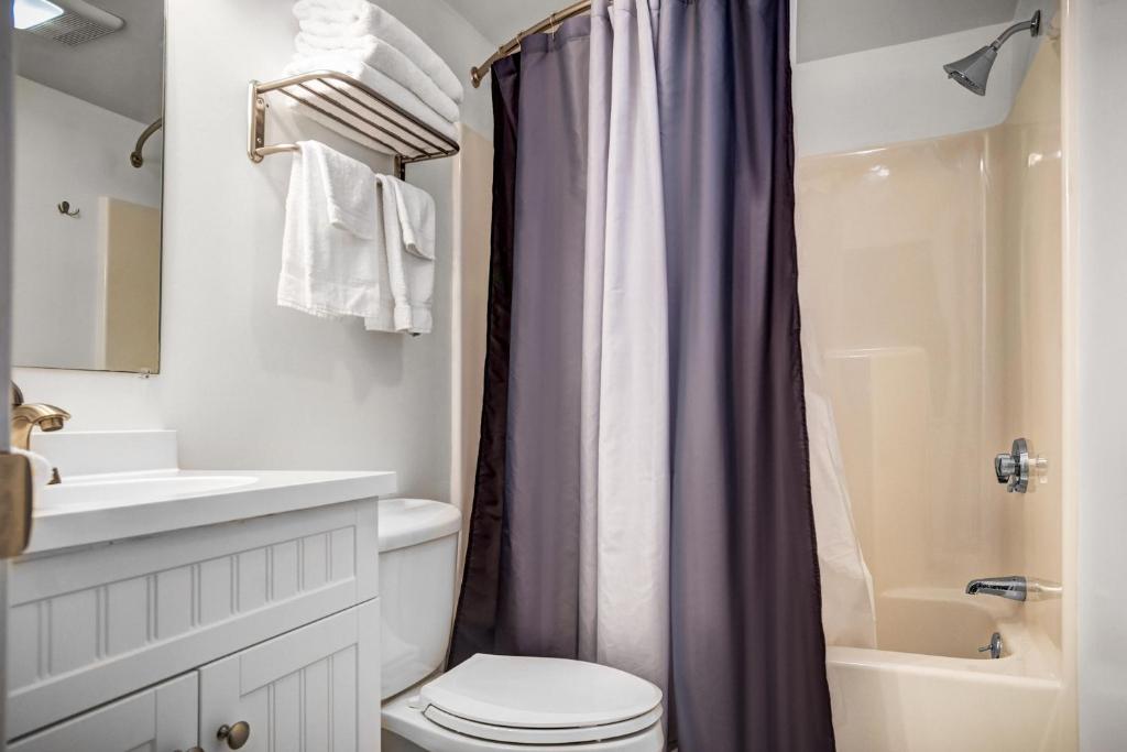 Kittery Inn & Suites photo