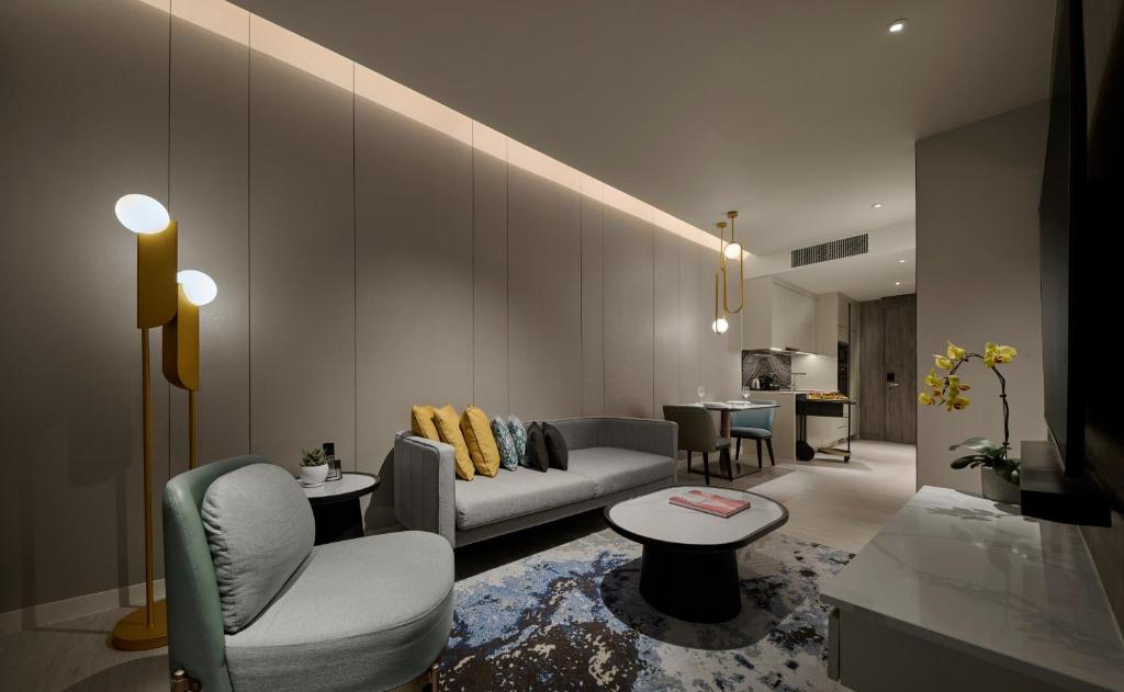 Posezení v ubytování Pan Pacific Serviced Suites Kuala Lumpur