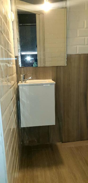 Imagen de la galería de Habitacion en casa de familia "ValenciaBonita", en Valencia