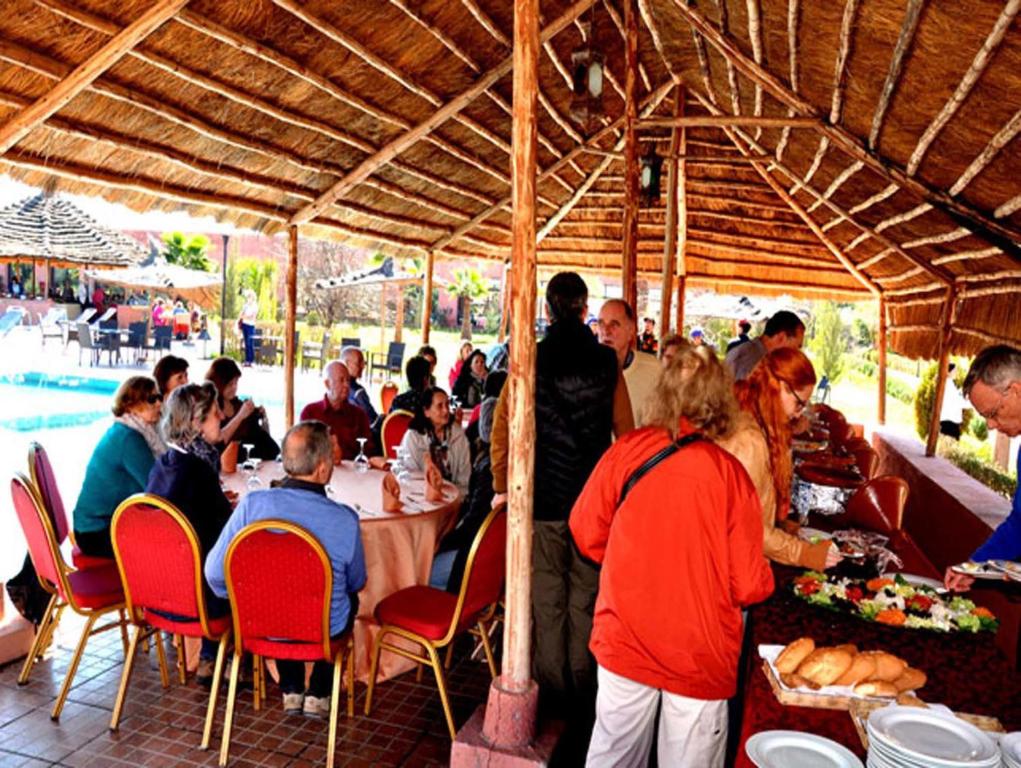 Hosté ubytování Hôtel Jnane Ain Asserdoune
