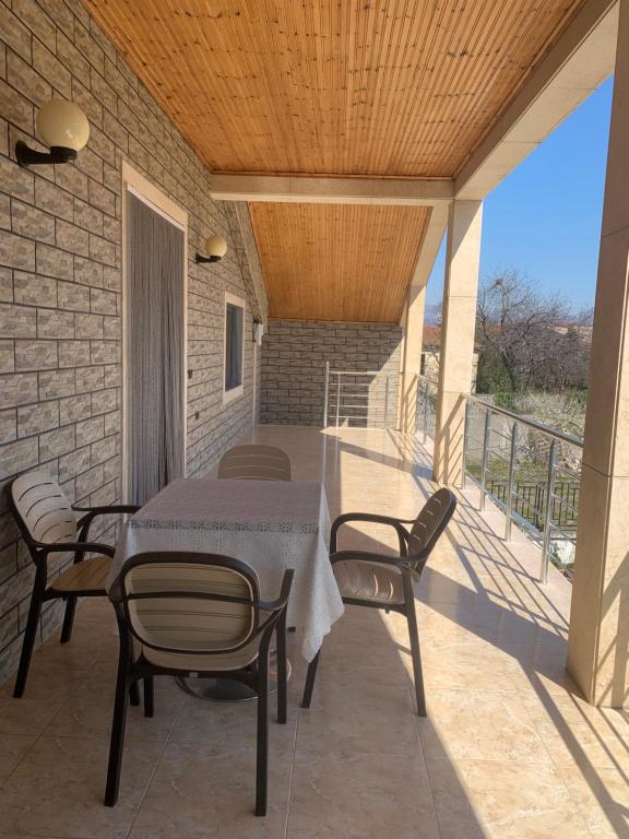 Villa Garden Shkodra - Image 11
