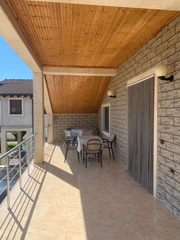Villa Garden Shkodra - Image 12