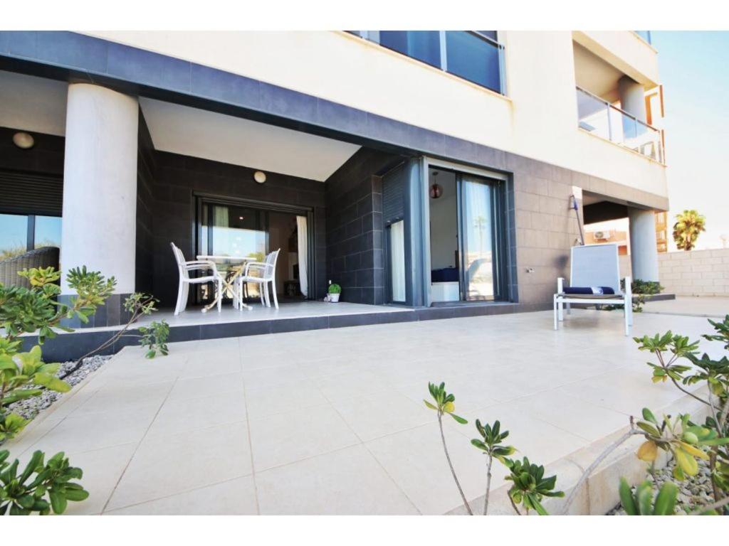 Pinada Beach IV new & comfort. apartment, 1st line to the ...