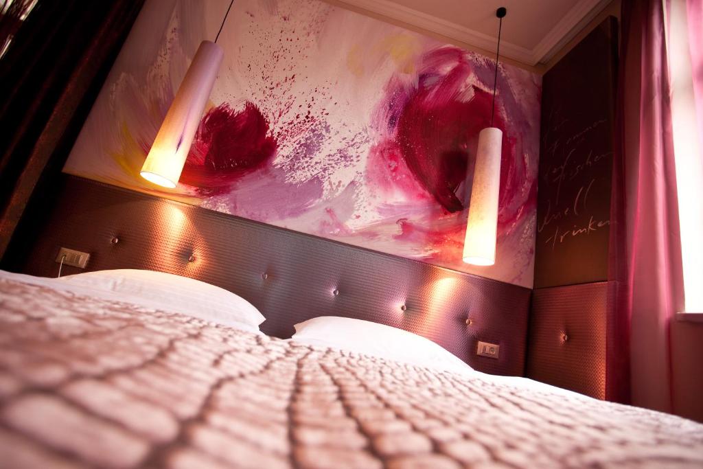 Der Wilhelmshof - Deluxe Double Or Twin Room With Garden View