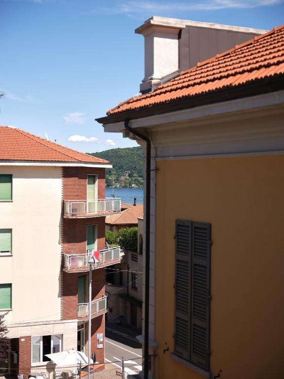 Casa Ierardi - Appartamento Meina - Apartamento De Un Dormitorio