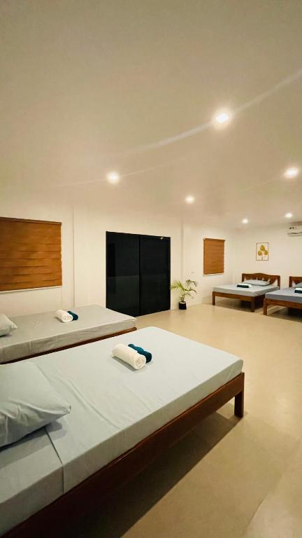 Kasamigos Guesthouse with Fast Internet 4