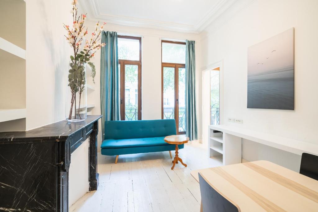 Χώρος καθιστικού στο National Street Residence