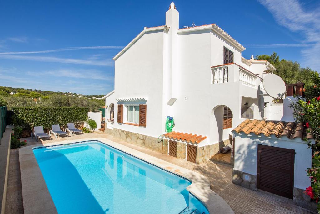 Booking.com: Villa Ponent , Es Mercadal, España . ¡Reserva tu ...