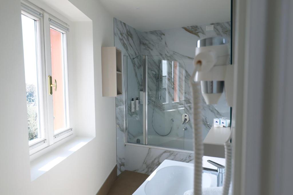 Koupelna v ubytování Hotel Fonte Boiola