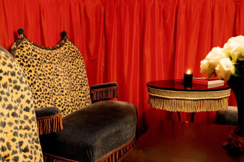 Hôtel Bourg Tibourg - Paris Marais - Resim 38