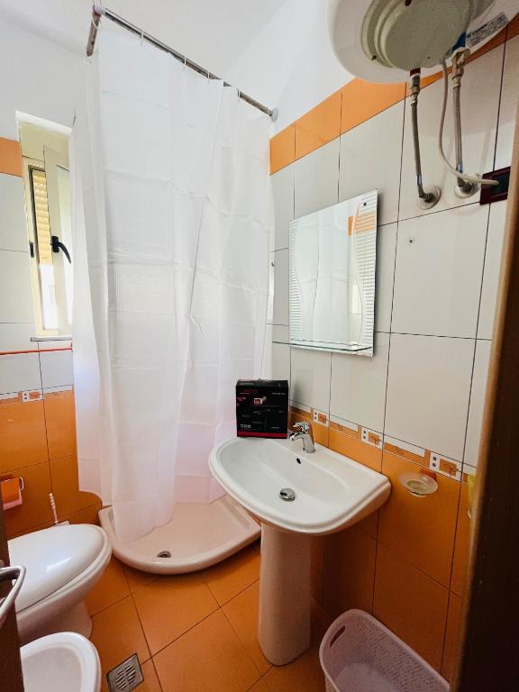 Da Vinci Sea View Apartament - Imazhi 3