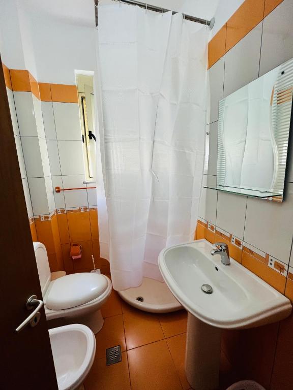 Da Vinci Sea View Apartament - Imazhi 8