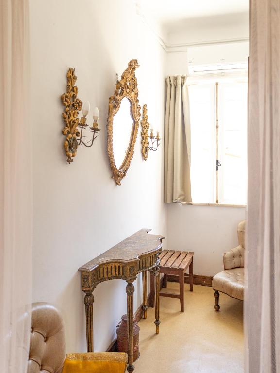 Collector's Home - 11