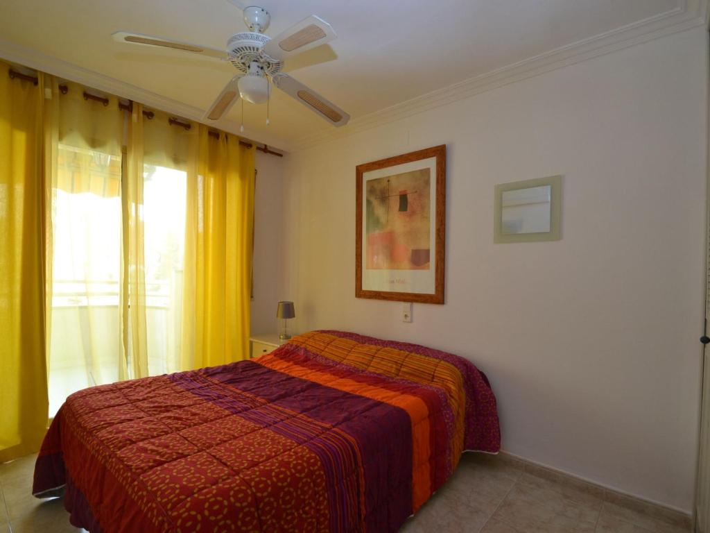 Posteľ alebo postele v izbe v ubytovaní Apartment Sevilla by Interhome