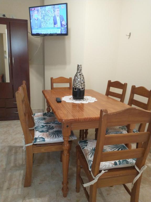Un televizor și/sau centru de divertisment la Temporarios Roque S Peña Dto B