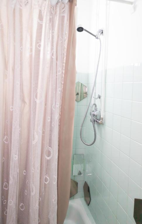 Collector's Home - 14