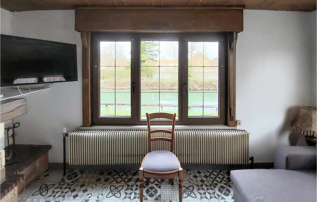 Posedenie v ubytovaní Lovely Home In Merville With Wifi