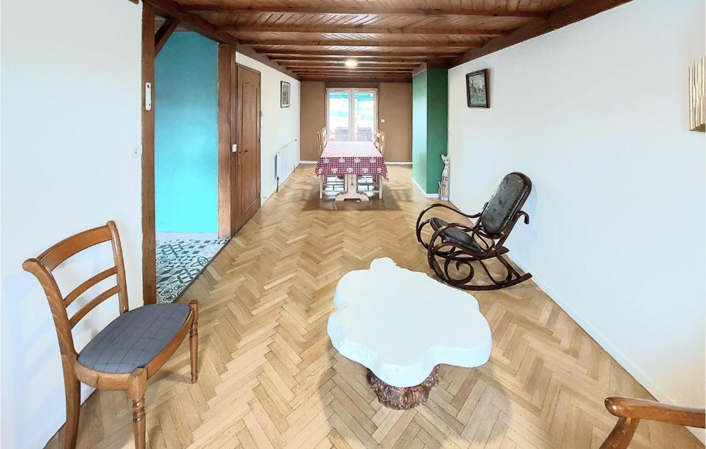 Fotografia z galérie ubytovania Lovely Home In Merville With Wifi v destinácii Merville