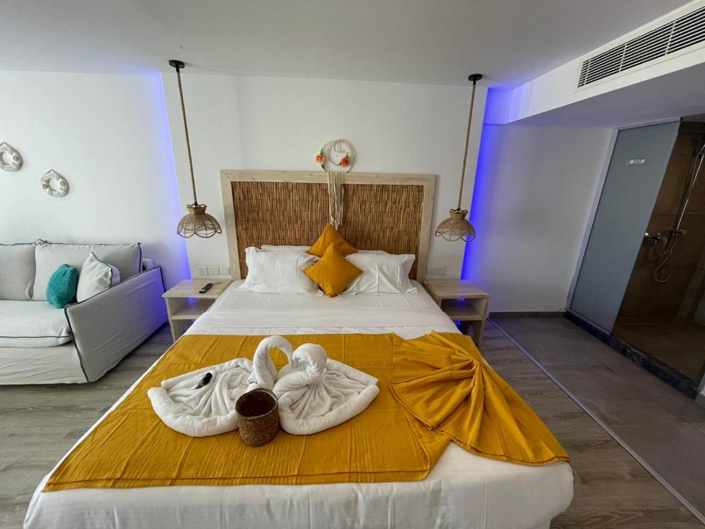 Ocean Dreams Suites - By the Harbour