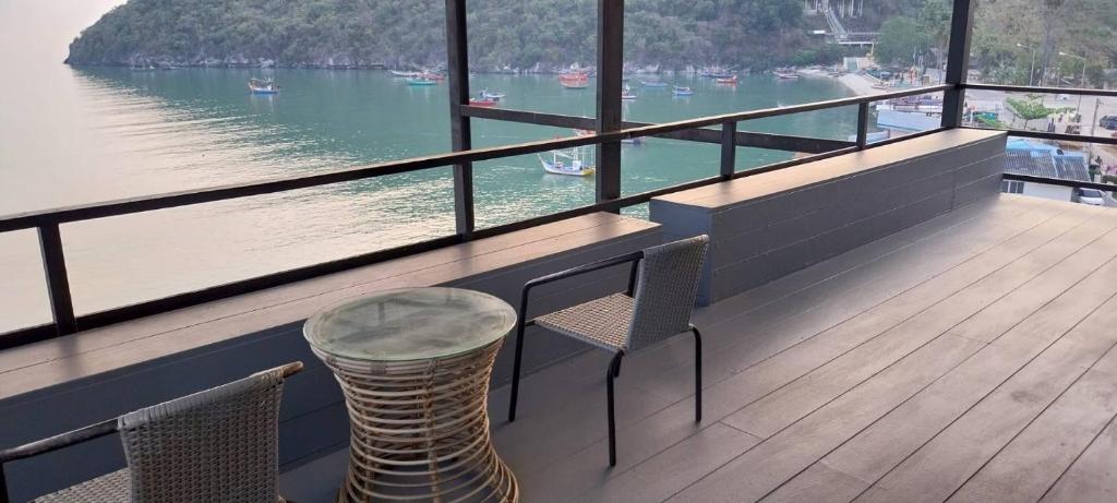 Aownoi Bay Resort - Estudio Con Vista Al Mar