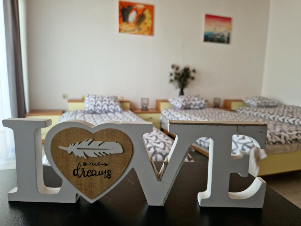Postel nebo postele na pokoji v ubytování Motel "Tri lovca"