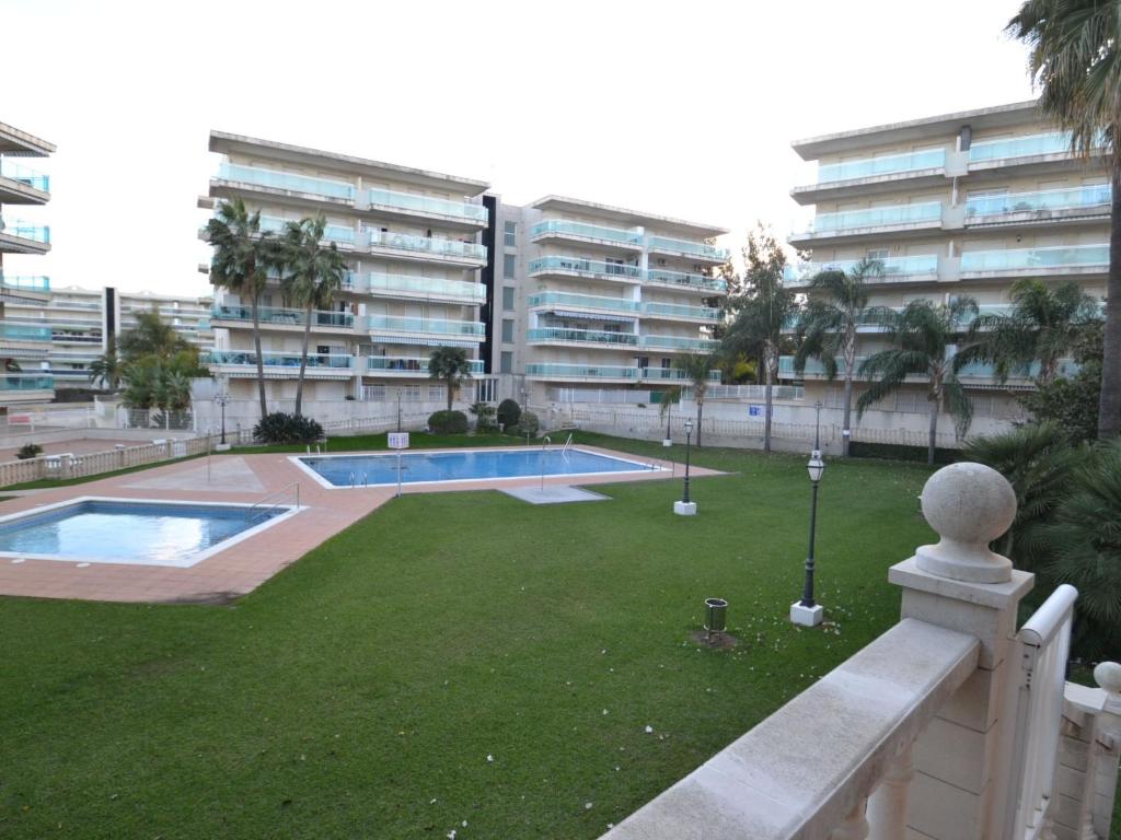 Bazén v ubytovaní Apartment Village Park 2 by Interhome alebo v jeho blízkosti