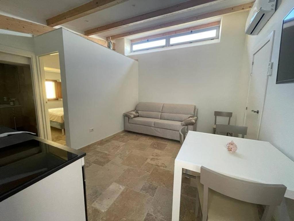 A seating area at Zenna - Arco Pronti