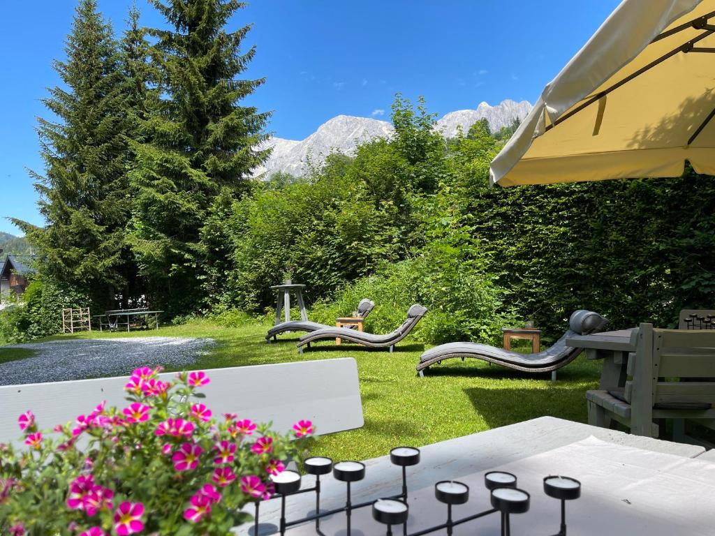 A garden outside Gasthof Scherer