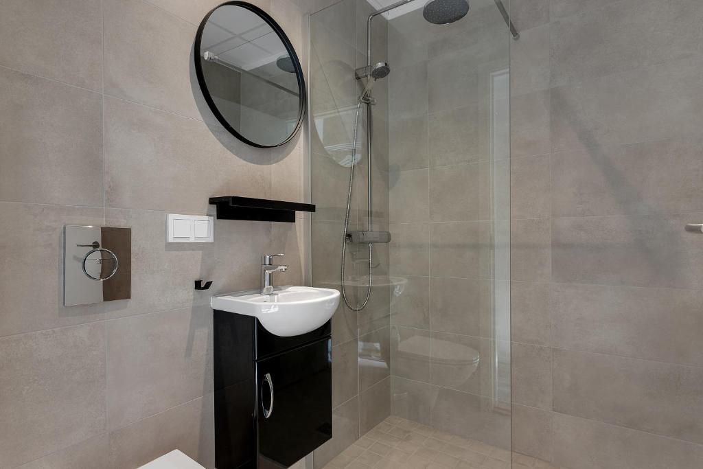 Koupelna v ubytování NN Urban Guesthouse
