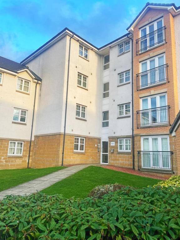 M.I.D PROPERTIES, Thornaby on Tees (updated prices 2024)