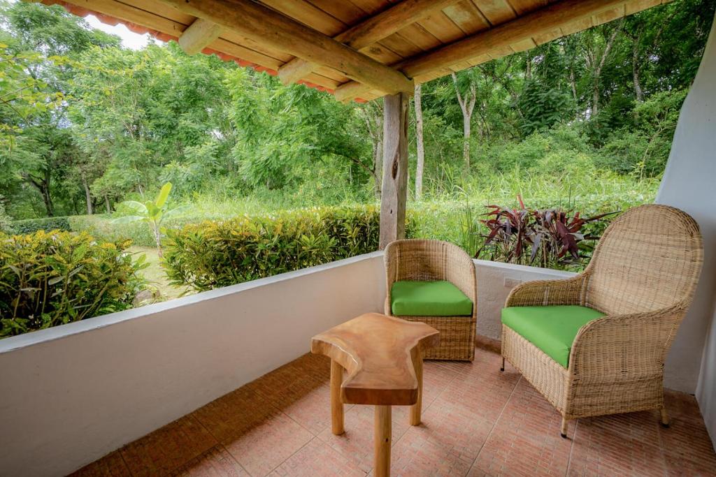 Posezení v ubytování Enchanted Galapagos Lodge