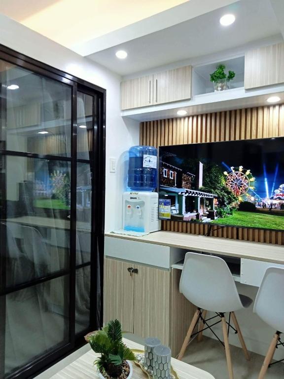 Sally’s at Azure North - Housity