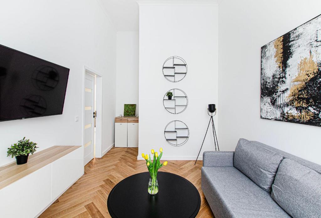 Smart Rental Management Apartments - 