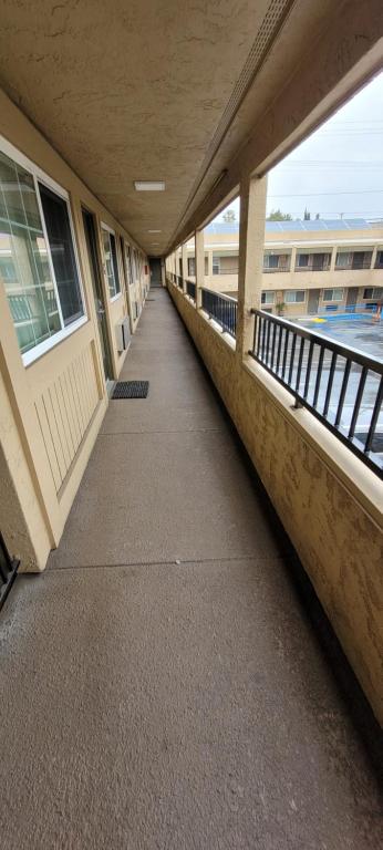 Balkón nebo terasa v ubytování Harvey's Motel SDSU La Mesa San Diego