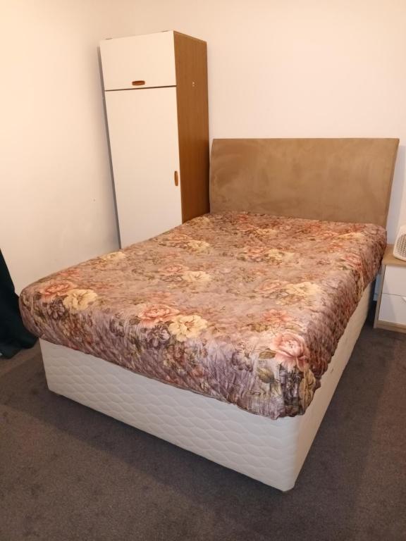 Women only room